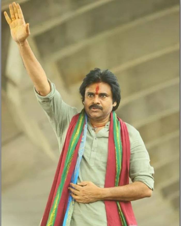 pawan kalyan_teluguvox 3